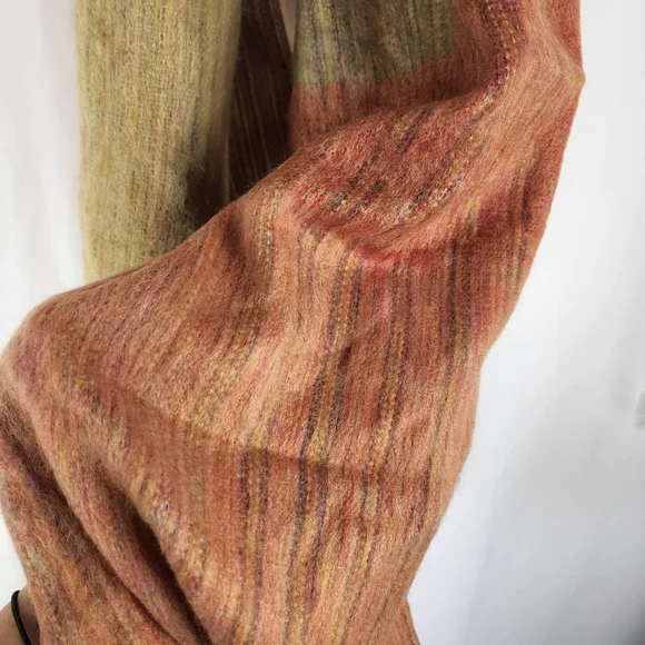 Colorblock Infinity scarf - Picture 3 of 5